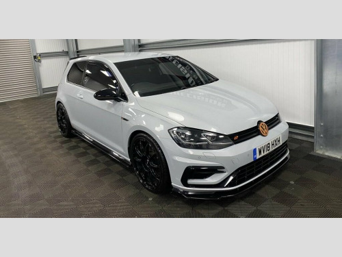 Volkswagen Golf  2.0 TSI R