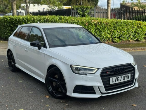 Audi S3  2.0 TFSI Black Edition