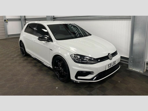 Volkswagen Golf  2.0 TSI R