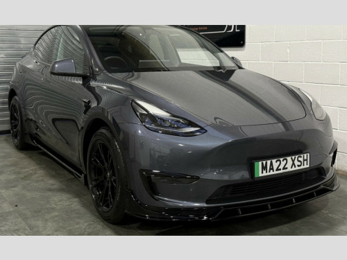 Tesla Model Y  (Dual Motor) Long Range