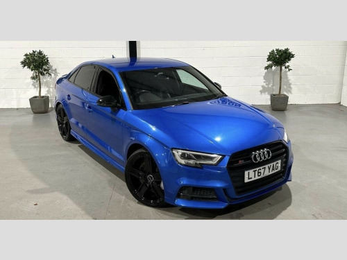 Audi S3  2.0 TFSI Black Edition