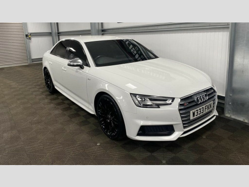 Audi S4  3.0 TFSI V6 