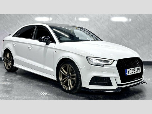 Audi A3  1.5 TFSI CoD 35 S line 