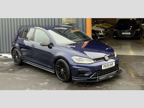 Volkswagen Golf  2.0 TSI R 