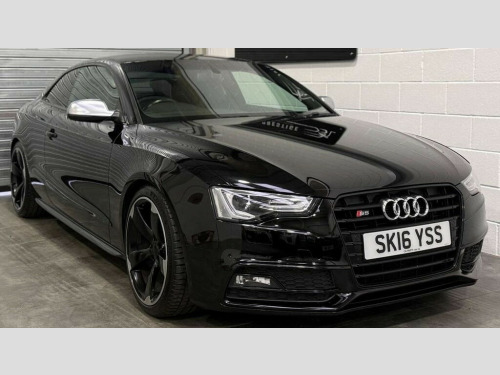 Audi S5  3.0 TFSI V6 Black Edition 