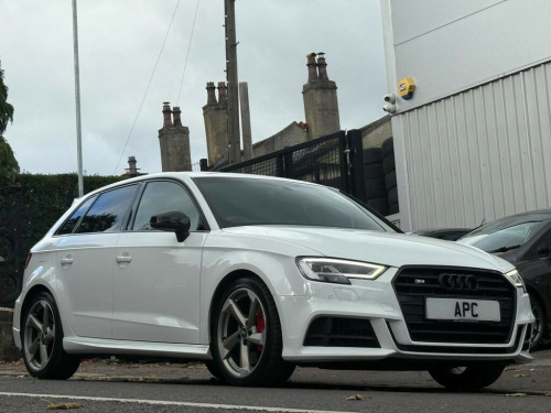 Audi S3  2.0 TFSI Black Edition 