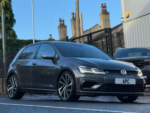 Volkswagen Golf  2.0 TSI R 
