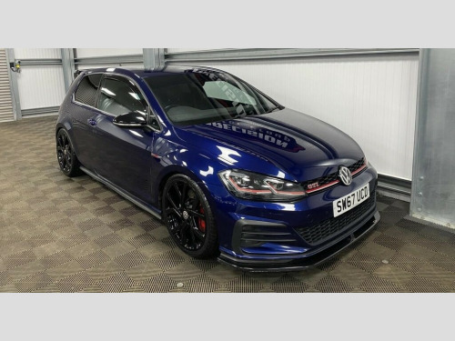 Volkswagen Golf  2.0 TSI GTI Performance 