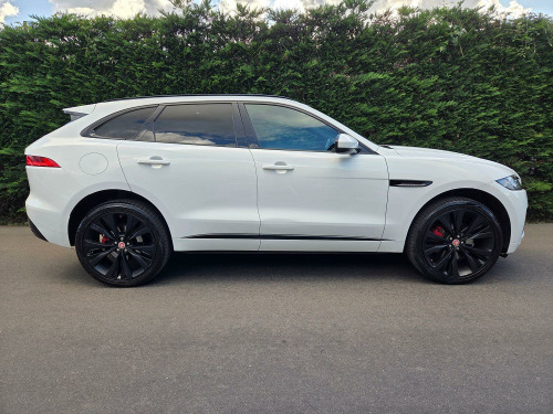 Jaguar F-PACE 3.0 D300 V6 S