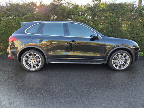 Porsche Cayenne  3.0 TD V6