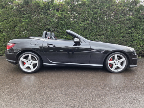 Mercedes-Benz SLK SLK250 1.8 SLK250 BlueEfficiency AMG Sport Edition 125 
