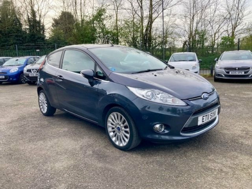 Ford Fiesta  1.4 TITANIUM 3dr WITH SERVICE HISTORY