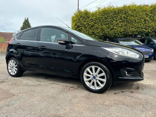 Ford Fiesta  1.5 TDCI TITANIUM 5dr WITH SERVICE HISTORY 