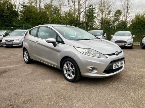 Ford Fiesta  1.2 ZETEC 3d 81 BHP