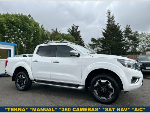 Nissan Navara  2.3 dCi Tekna Pickup Double Cab 4dr Diesel Manual 