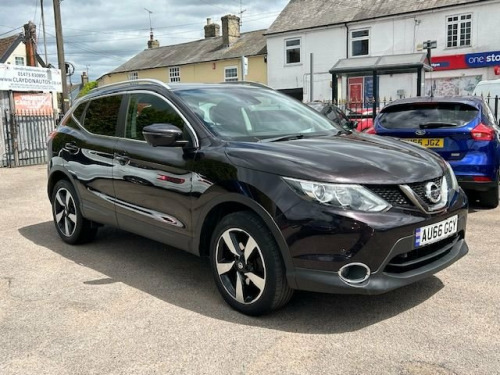 Nissan Qashqai  1.5 dCi N-CONNECTA SUV 5dr DIESEL EURO 6 (s/s) WIT