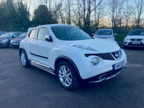 Nissan Juke  1.6 DIG-T TEKNA SUV 5dr MANUAL (190 ps) DUE IN SOO