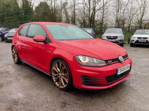 Volkswagen Golf  2.0 TSI BLUEMOTION TECH GTI PERFORMANCE HATCHBACK  