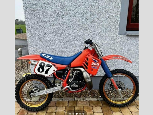 Honda CR250  Motocrosser (1987)