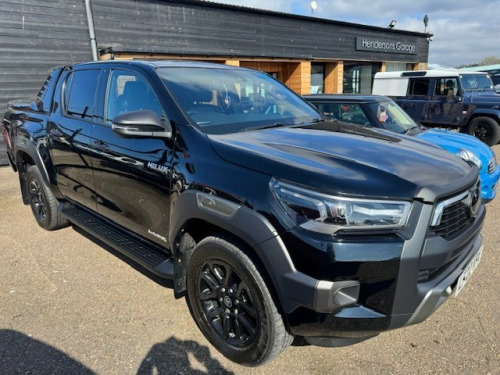 Toyota Hi-Lux  2.8 D-4D Invincible X