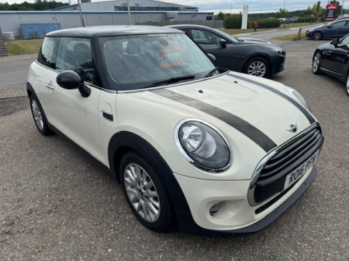 MINI Hatch  1.5 Cooper D 3-Door Hatch