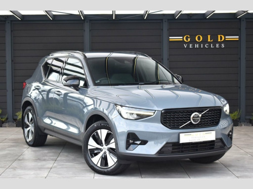 Volvo XC40  1.5h T4 Recharge 10.7kWh Plus SUV 5dr Petrol Plug- 