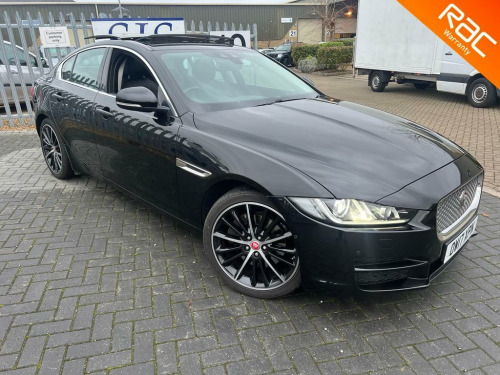 Jaguar XE  2.0d Portfolio Auto AWD Euro 6 (s/s) 4dr