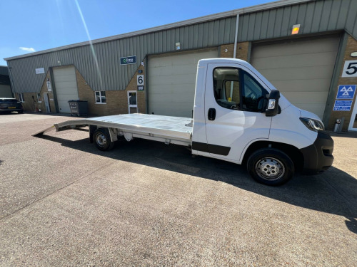 Peugeot Boxer  2.2 BlueHDi 335 Built for Business L4 Euro 6 (s/s) 3dr
