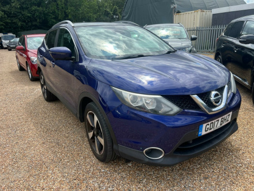 Nissan Qashqai  1.2 DIG-T N-Connecta XTRON 2WD Euro 6 (s/s) 5dr