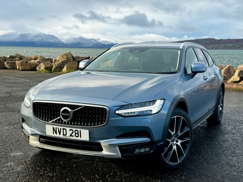 Volvo V90  2.0 D4 Pro Estate 5dr Diesel Auto AWD Euro 6 (s/s)