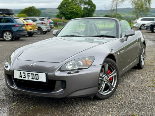 Honda S2000  2.0 Roadster Convertible 2dr Petrol Manual (237 g/