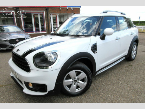 MINI Countryman  1.5 Cooper SUV 5dr Petrol Steptronic Euro 6 (s/s) 
