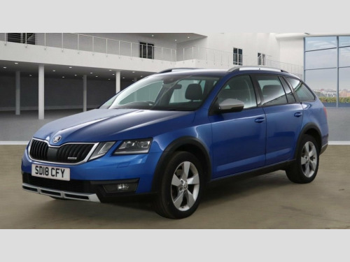 Skoda Octavia  2.0 TDI Scout Estate 5dr Diesel DSG 4WD Euro 6 (s/
