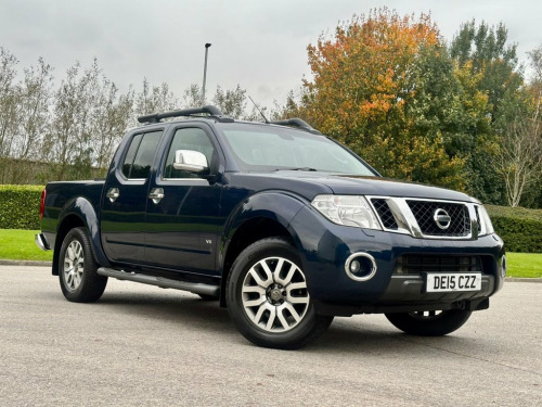 Nissan Navara  3.0 dCi V6 Outlaw Pickup Double Cab 4dr Diesel Aut