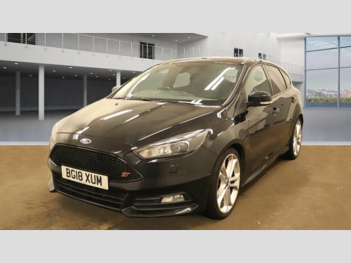 Ford Focus  2.0T EcoBoost ST-3 Hatchback 5dr Petrol Manual Eur