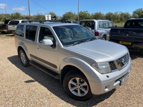 Nissan Pathfinder TEKNA DCI