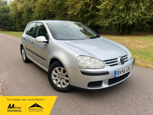 Volkswagen Golf  1.6 FSI SE Hatchback 5dr Petrol Automatic (185 g/km, 113 bhp)