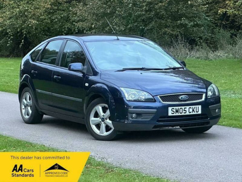 Ford Focus  1.6 Zetec Climate Hatchback 5dr Petrol Manual (161 g/km, 99 bhp)