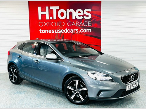 Volvo V40  2.0 T3 R-Design Nav Plus Hatchback 5dr Petrol Manu