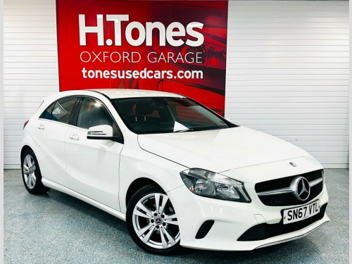 Mercedes-Benz A-Class  1.5 A180d Sport Hatchback 5dr Diesel Manual Euro 6