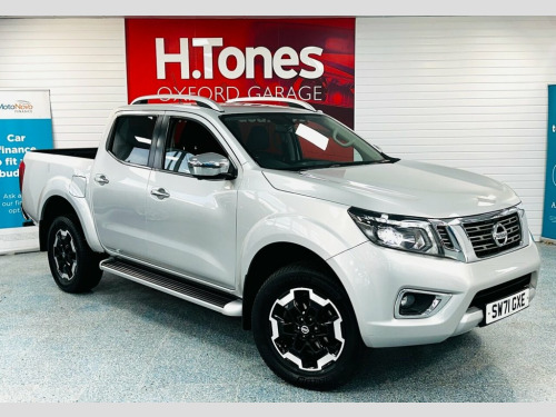 Nissan Navara  2.3 dCi Tekna Pickup Double Cab 4dr Diesel Auto 4W