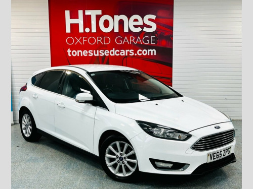 Ford Focus  1.0T EcoBoost Titanium Hatchback 5dr Petrol Manual