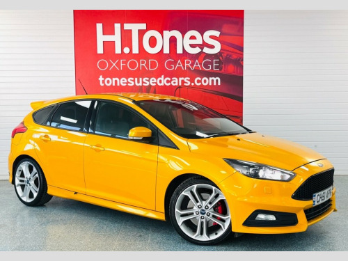 Ford Focus  2.0T EcoBoost ST-3 Hatchback 5dr Petrol Manual Eur