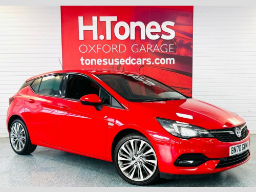 Vauxhall Astra  1.5 Turbo D SRi VX Line Nav Hatchback 5dr Diesel M