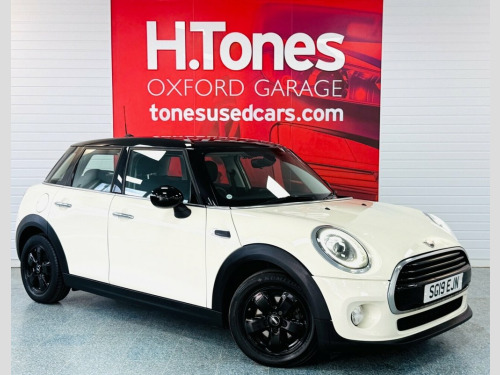 MINI Hatch  1.5 Cooper Classic Hatchback 5dr Petrol Steptronic