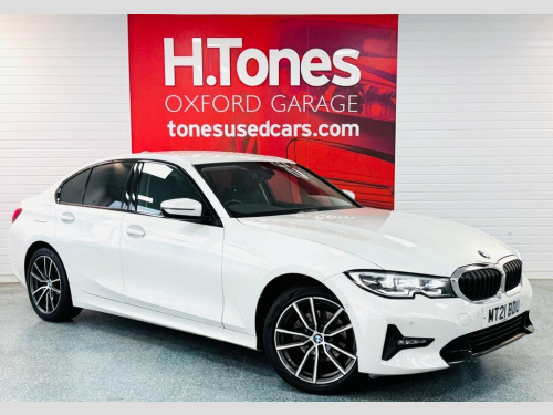 BMW 3 Series  2.0 320i Sport Saloon 4dr Petrol Auto Euro 6 (s/s)