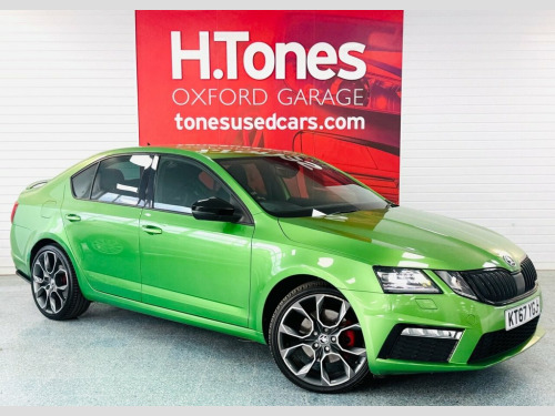 Skoda Octavia  2.0 TDI vRS Hatchback 5dr Diesel DSG Euro 6 (s/s) 