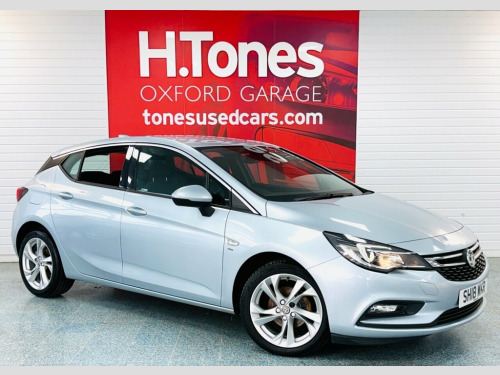 Vauxhall Astra  1.4i Turbo SRi Nav Hatchback 5dr Petrol Manual Eur