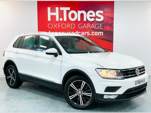 Volkswagen Tiguan  2.0 TDI BlueMotion Tech SE SUV 5dr Diesel DSG 4Mot 