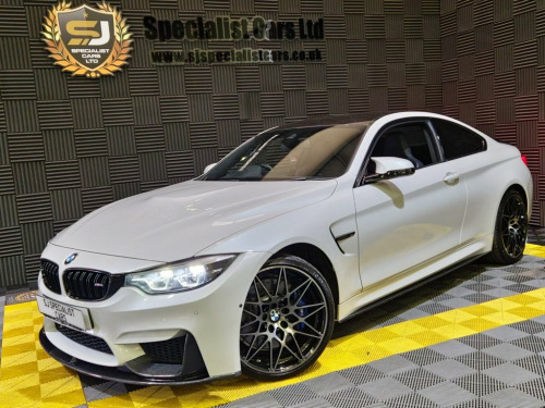 BMW M4  3.0 M4 COMPETITION 2d 444 BHP Heads up + HK + Best